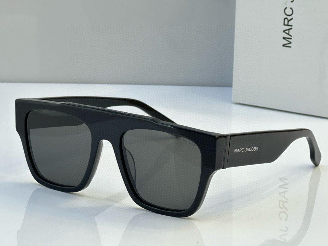 Marc Jacobs Square Frame Sunglasses