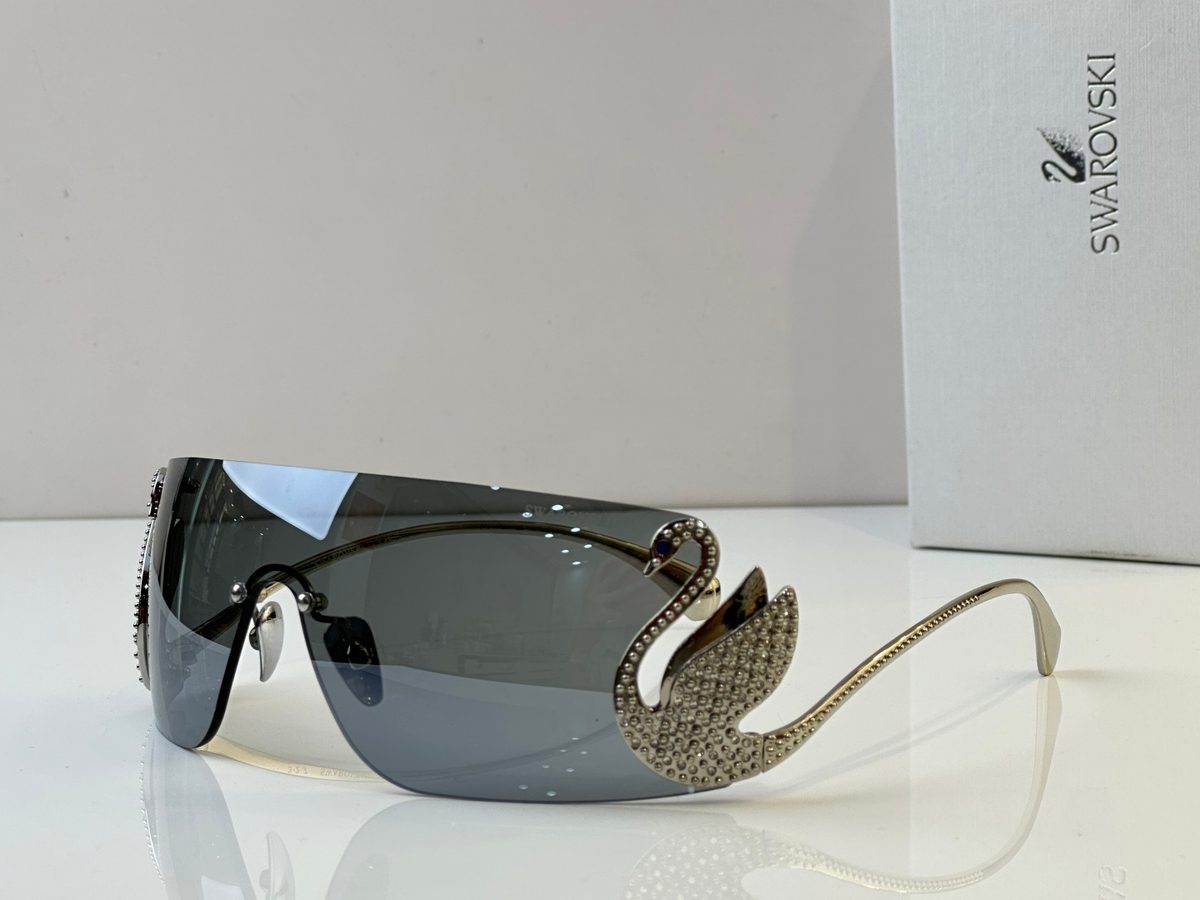 Swarovski Crystal Swan Embellished Sunglasses