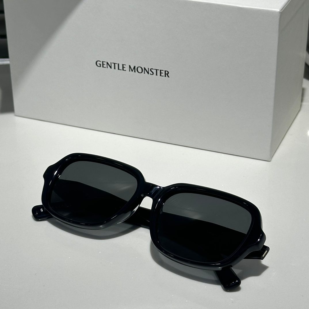Gentle Monster Square Frame Sunglasses