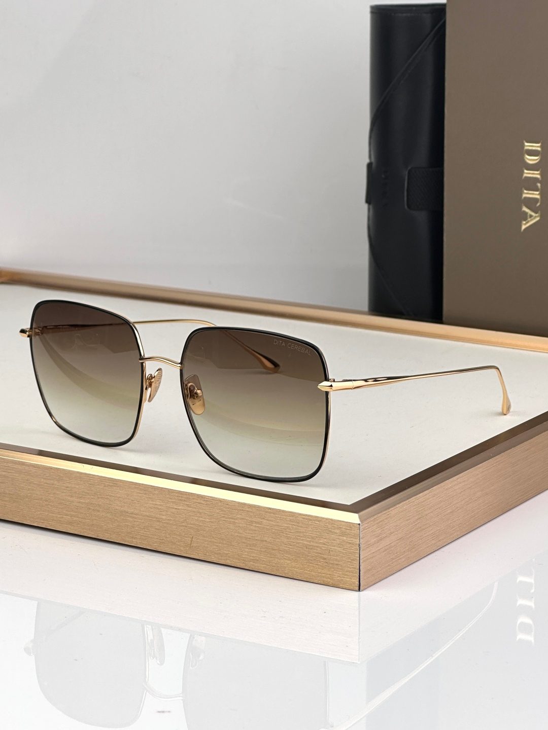 Dita Square Frame Gradient Sunglasses