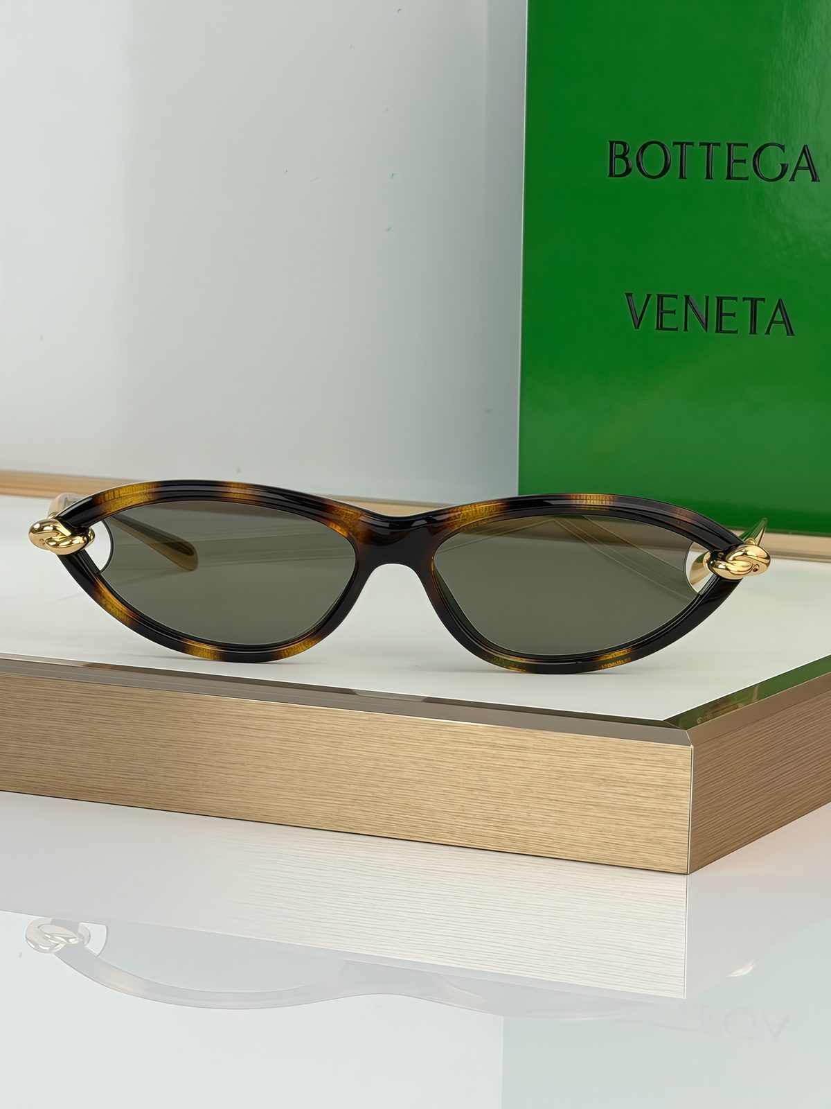 Bottega Veneta Cat-Eye Sunglasses