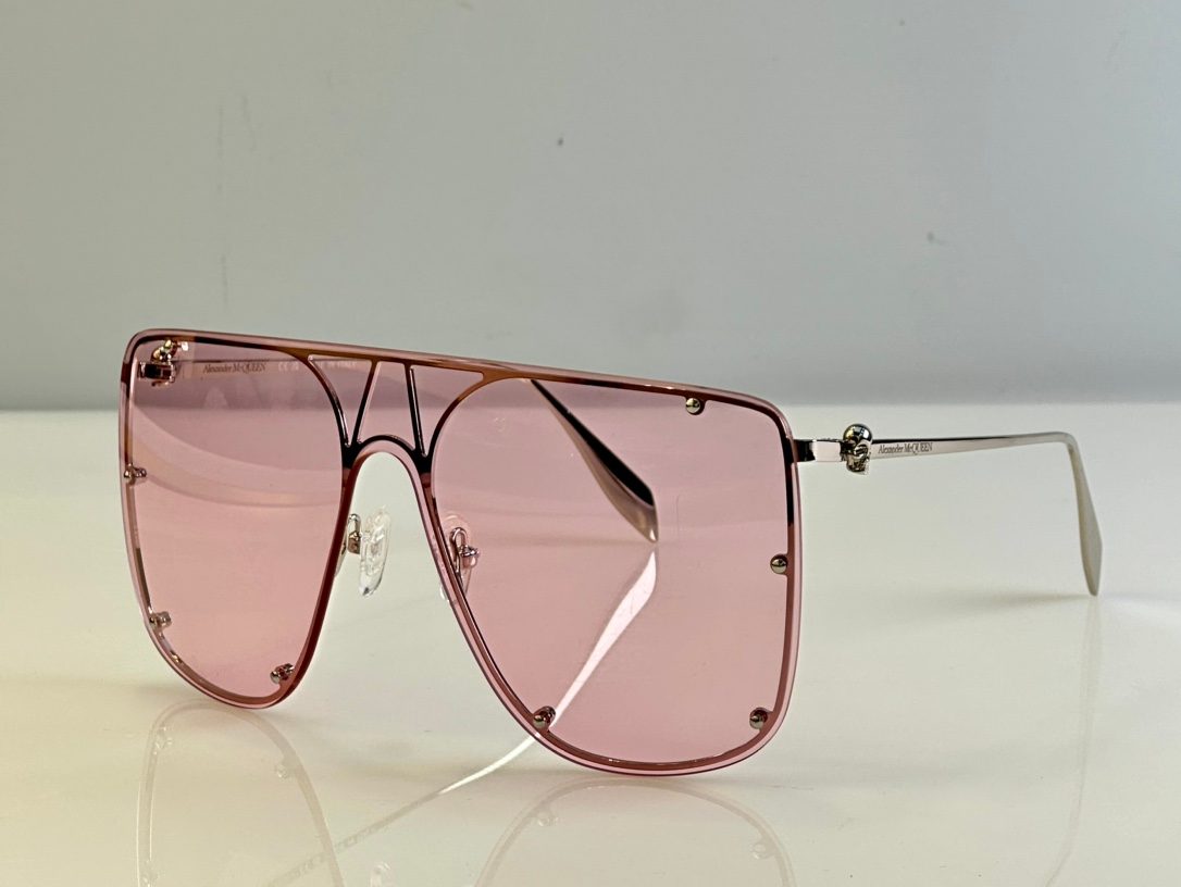 Alexander McQueen Skull Shield Sunglasses