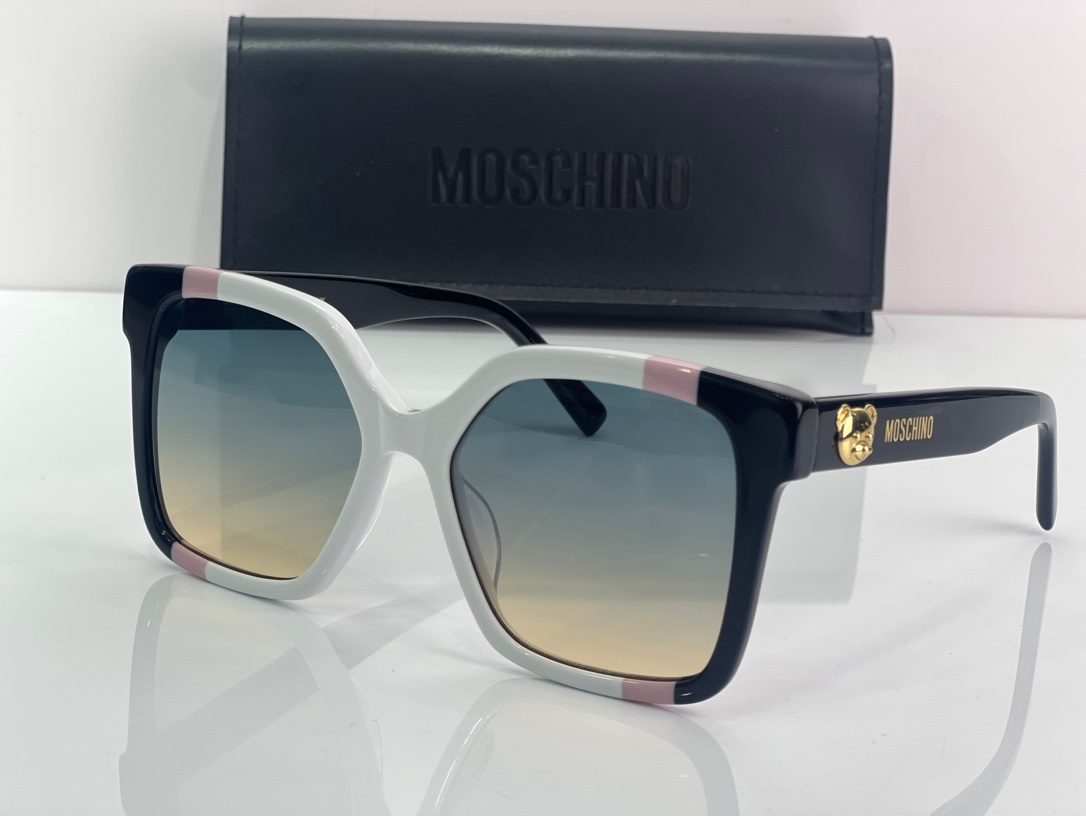 Moschino