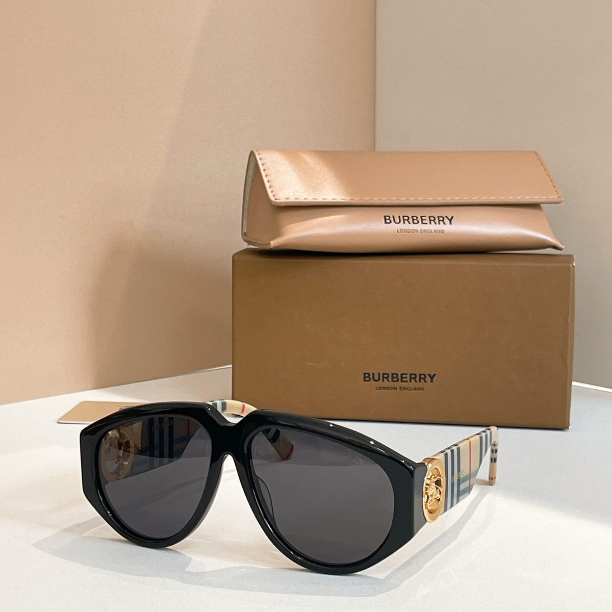 Burberry Black Oversized Aviator Sunglasses