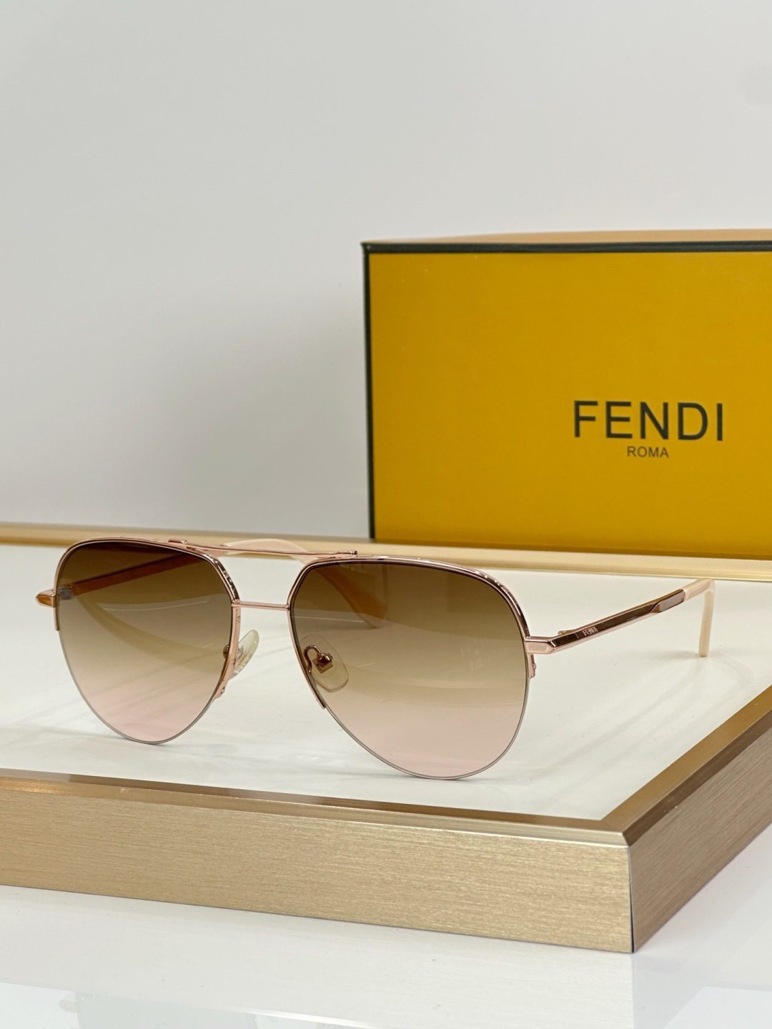 Fendi Aviator Gradient Sunglasses