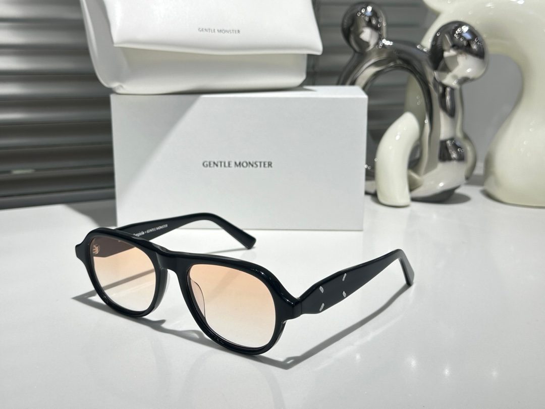 Gentle Monster Black Acetate Aviator Sunglasses