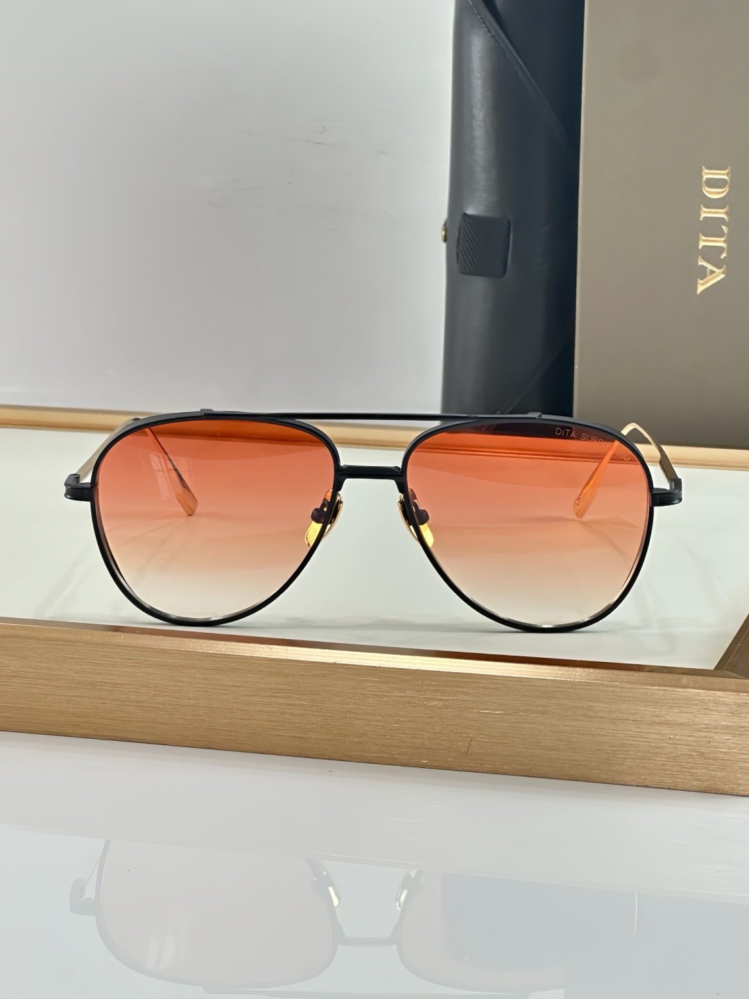 Dita Sunglasses Aviator Gradient Lens