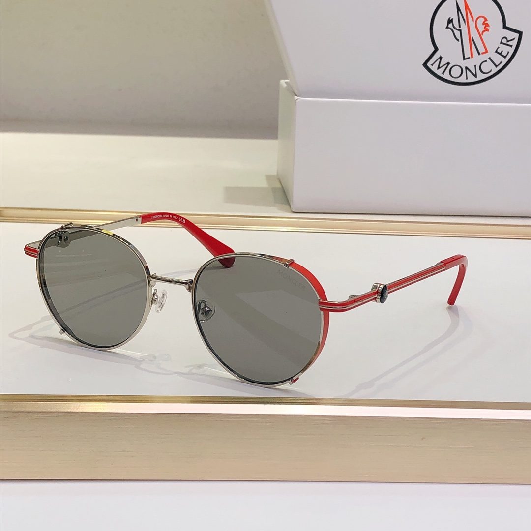 Moncler Round Metal Frame Sunglasses