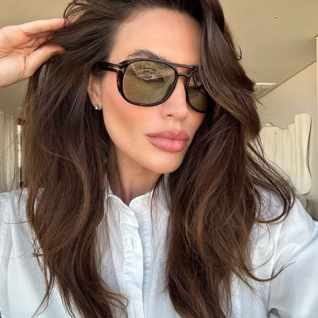 Unable to Identify - Images Show Eyewear on Models