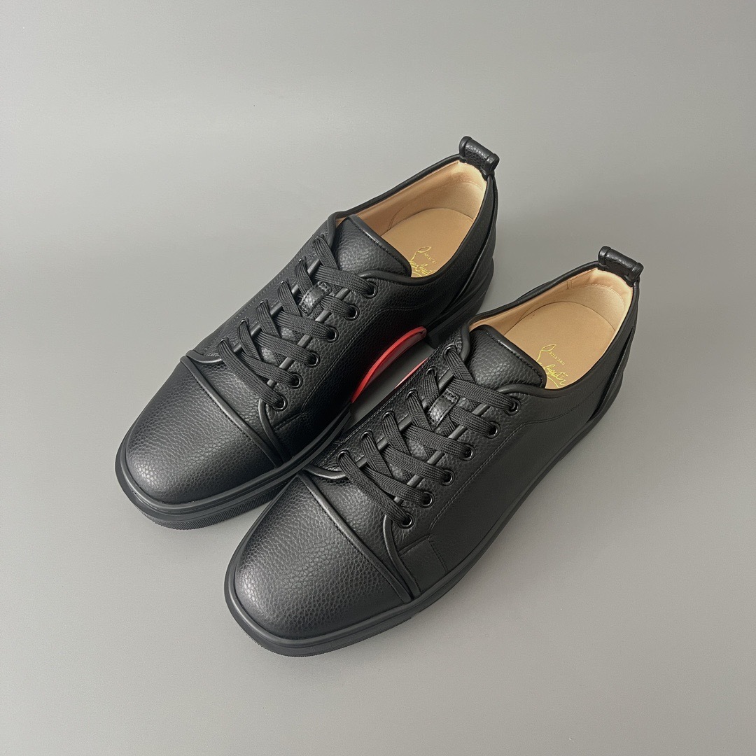 Louboutin Leather Low-Top Sneaker Black