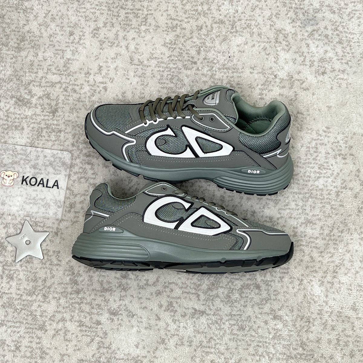 Dior B-Tracker Grey White