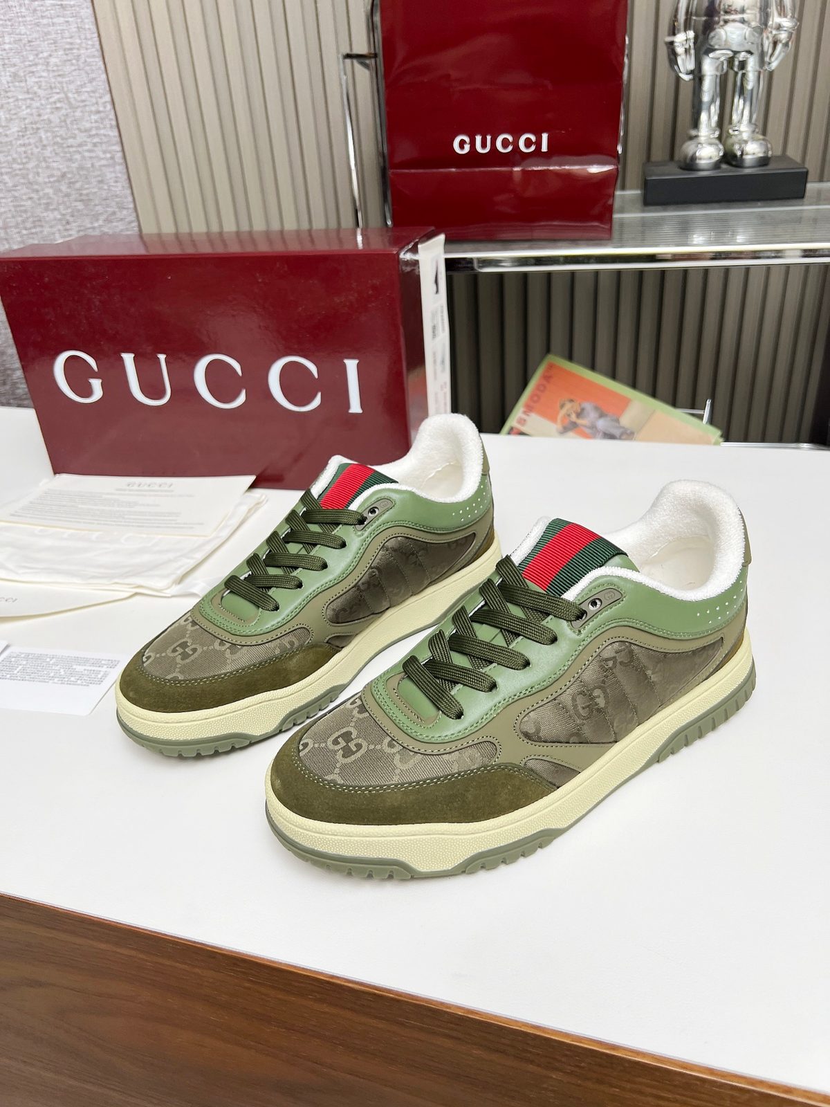 Gucci GG Canvas Leather Low-Top Sneakers