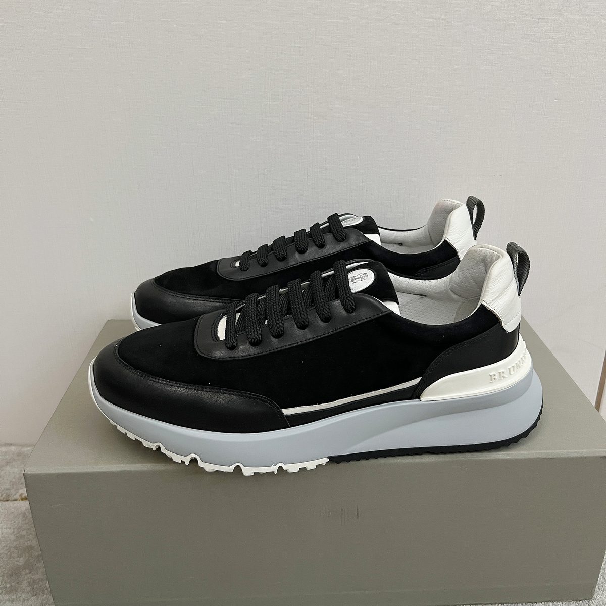 Brunello Cucinelli Black Leather Sneakers