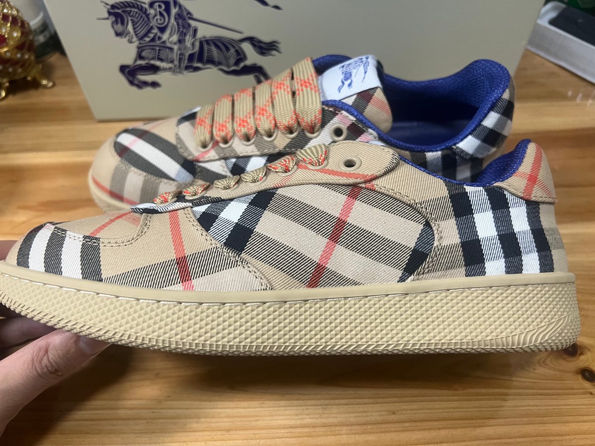 Burberry Vintage Check Low-Top Sneaker Beige/Navy