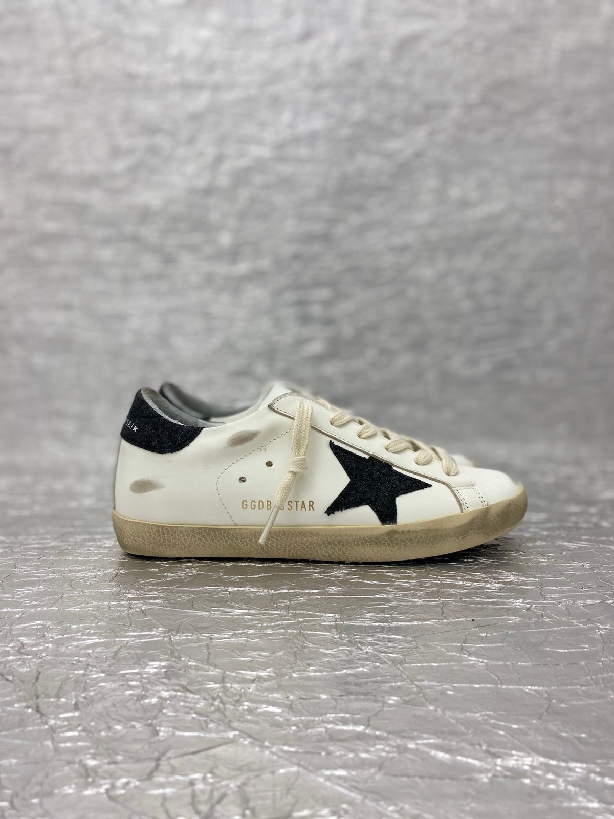 Golden Goose Star Low-Top Leather Sneakers