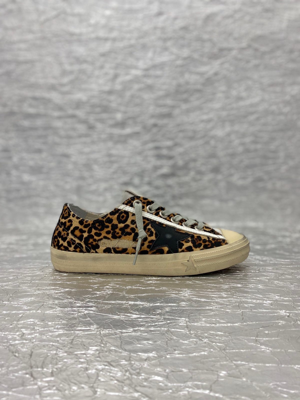 Leopard Print Canvas Low-Top Sneakers