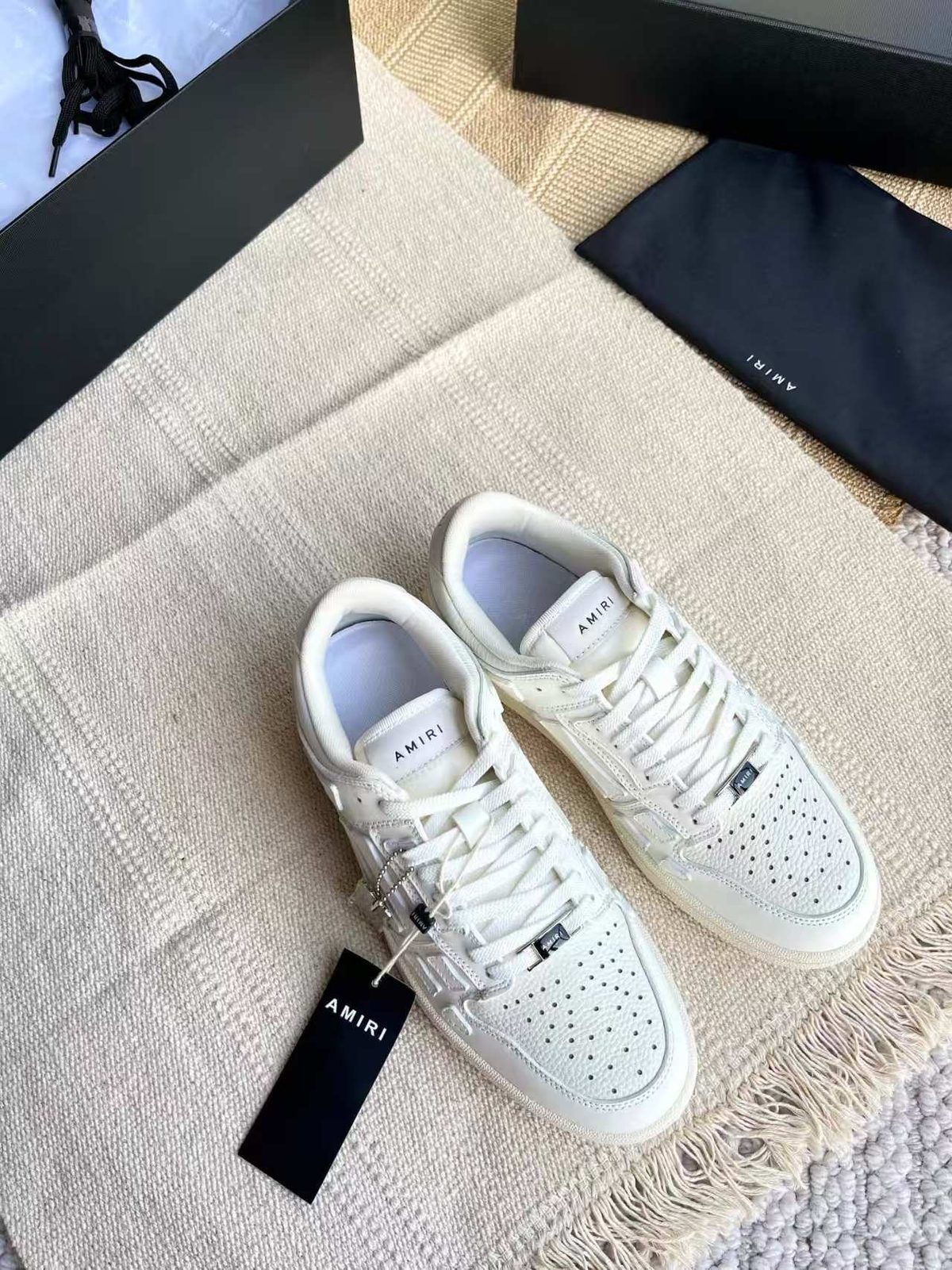 Amiri White Leather Low-Top Sneakers