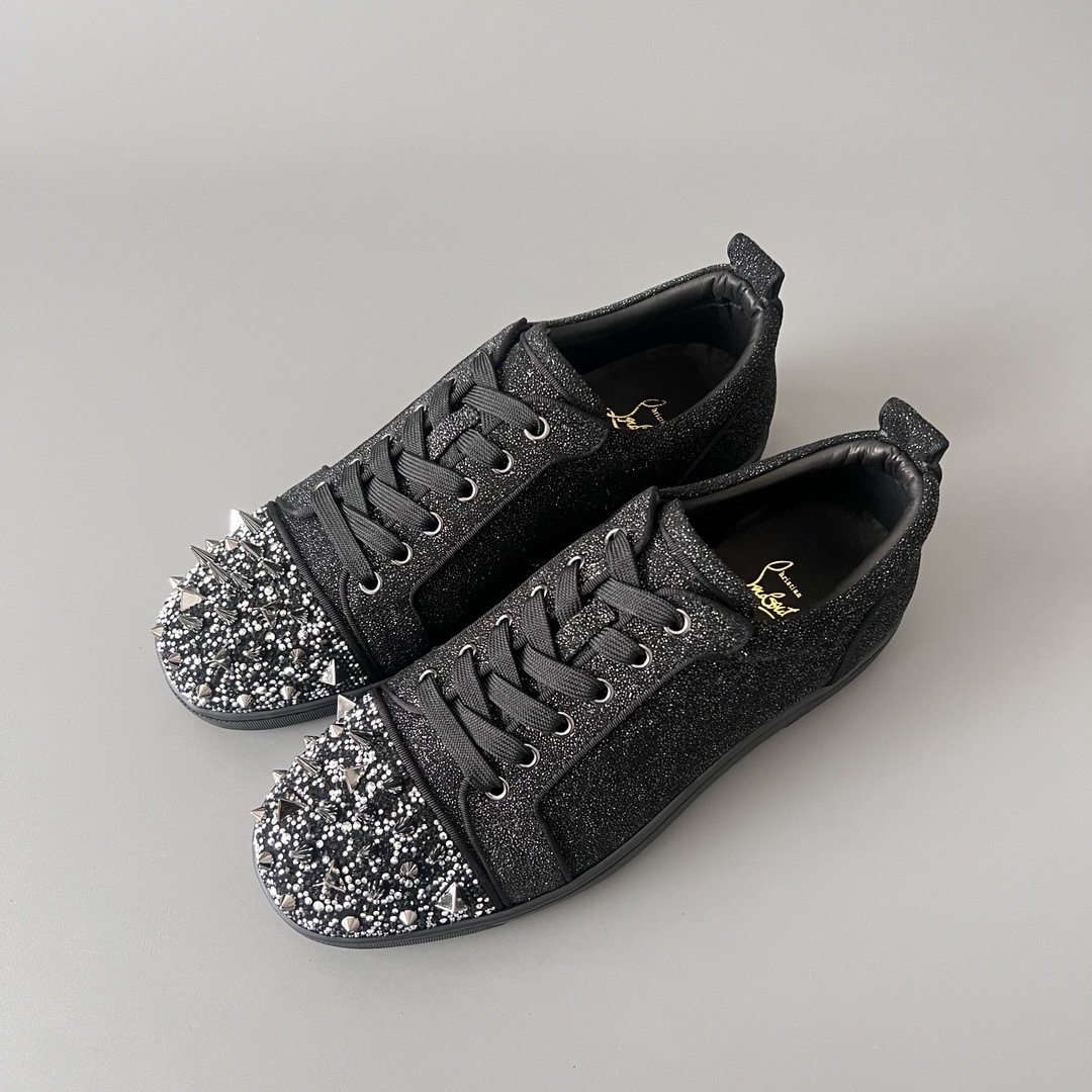 Christian Louboutin Low Top Sneaker Black Glitter