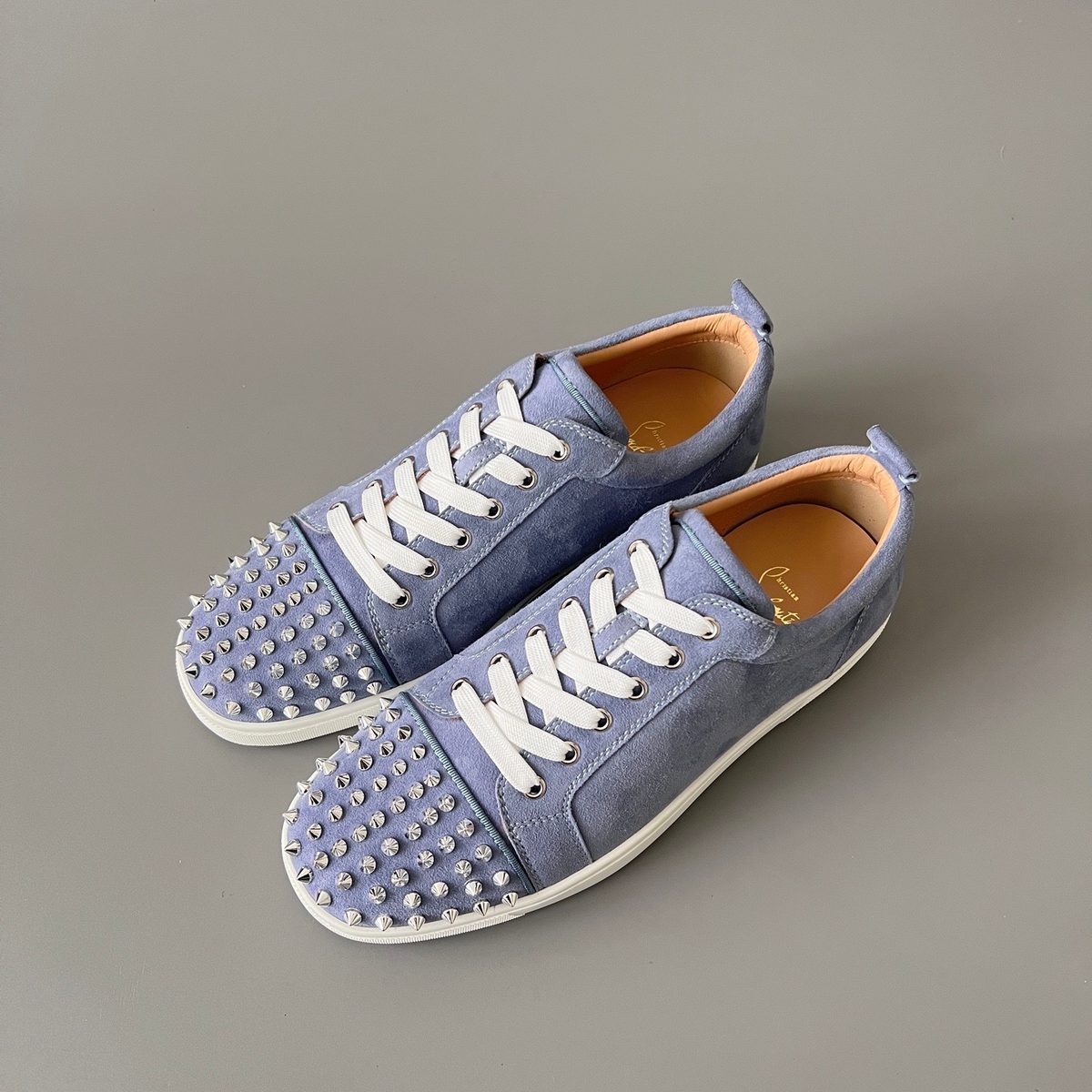 Christian Louboutin Low Top Sneaker Periwinkle/Silver Spike