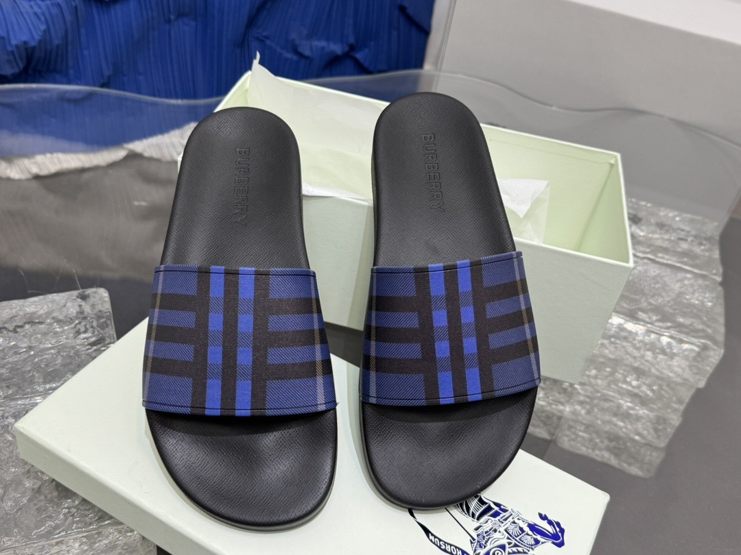 Burberry Check Slide Sandals Black Blue