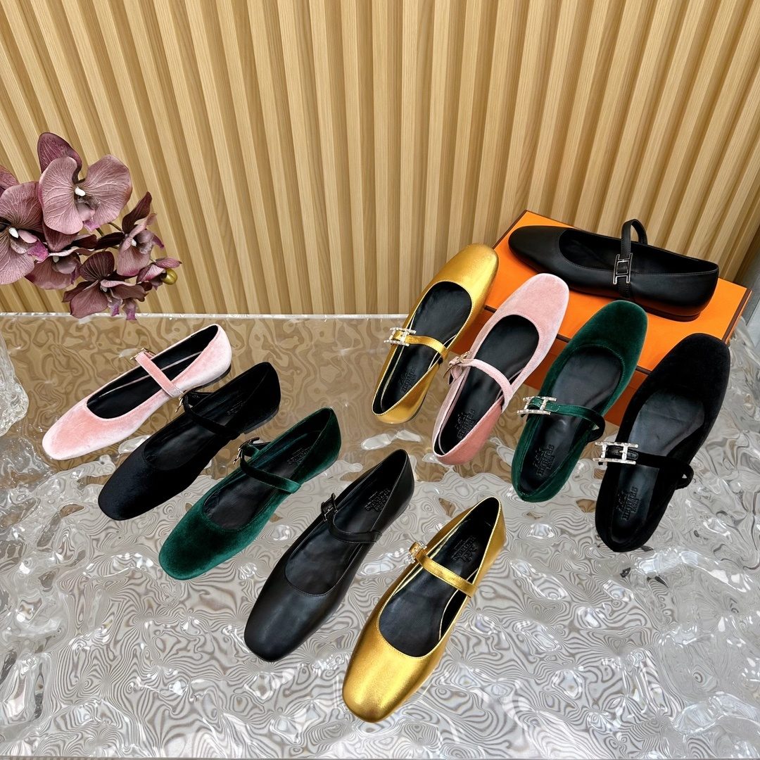 Hermès Leather Mary Jane Loafers Gold