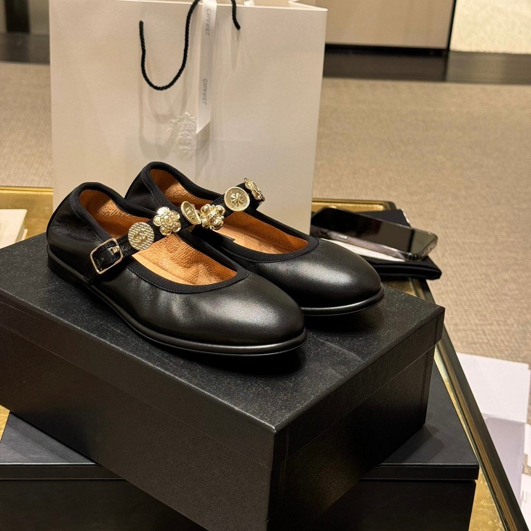 Chloé Mary Jane Leather Ballet Flats