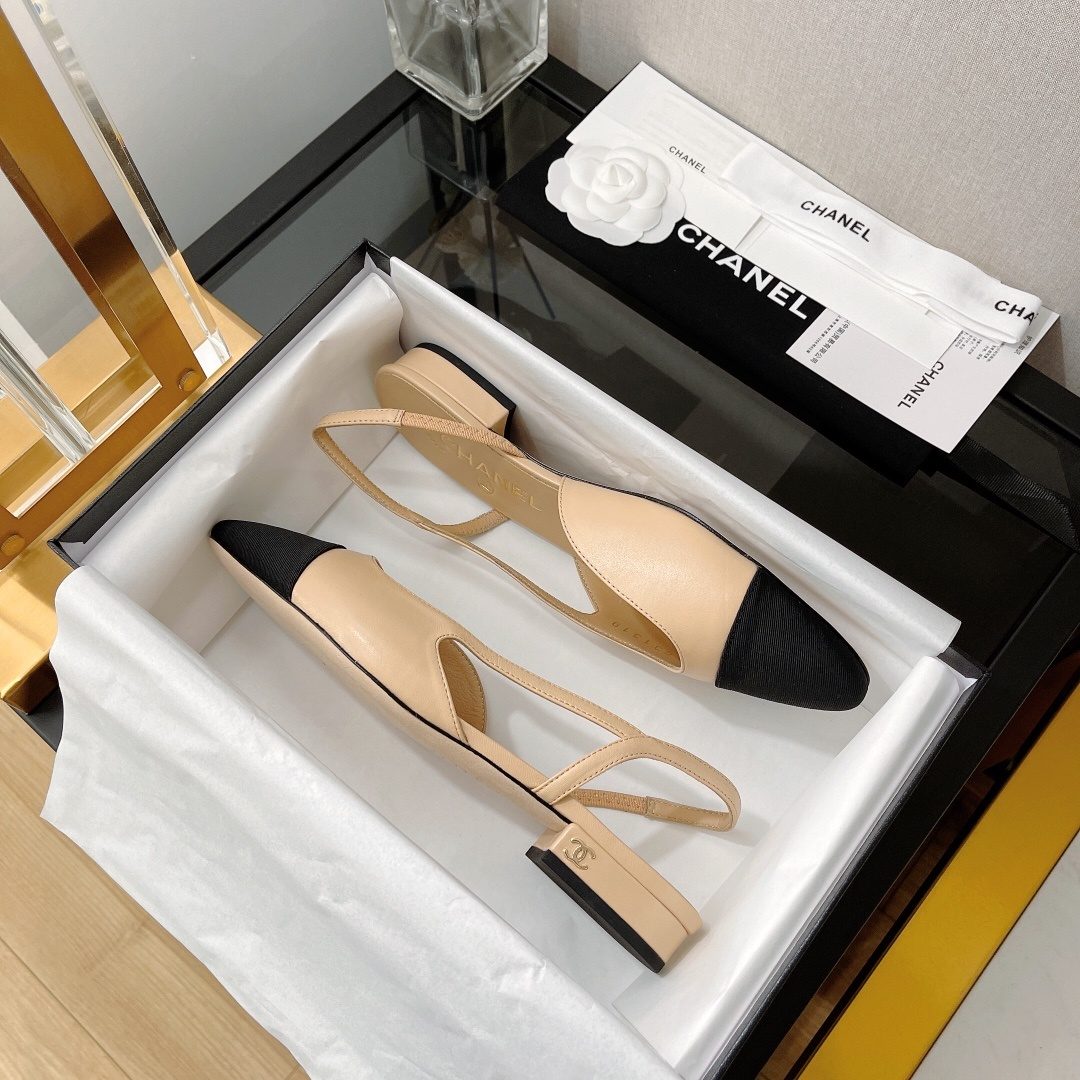 Chanel Two-Tone Slingback Heel Pumps