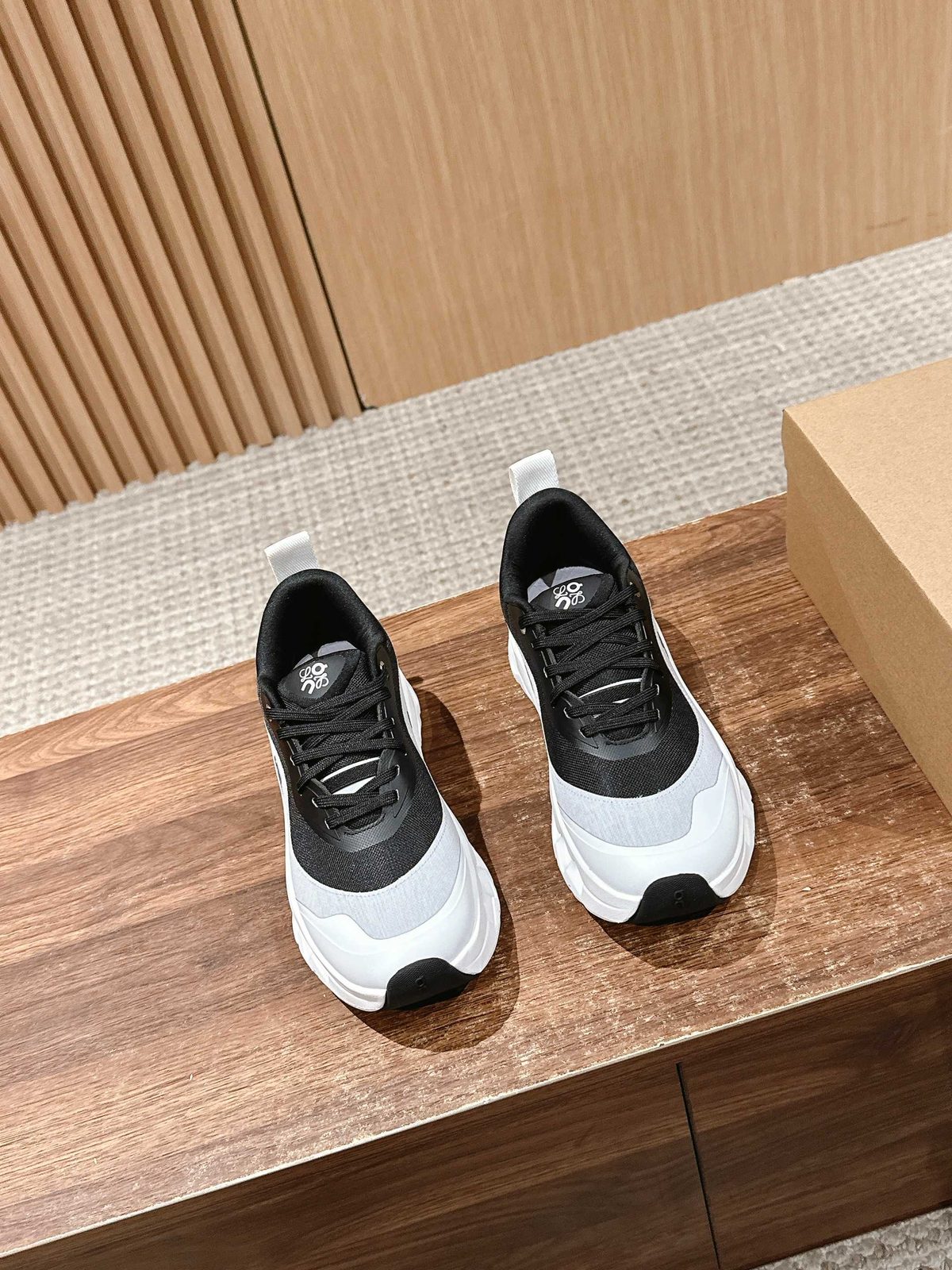 On Cloud Running Sneakers Black White