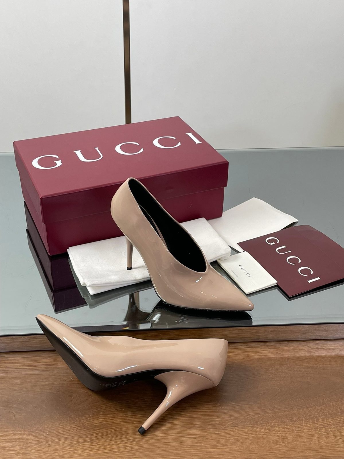 Gucci Patent Leather Pointed Toe Pump
