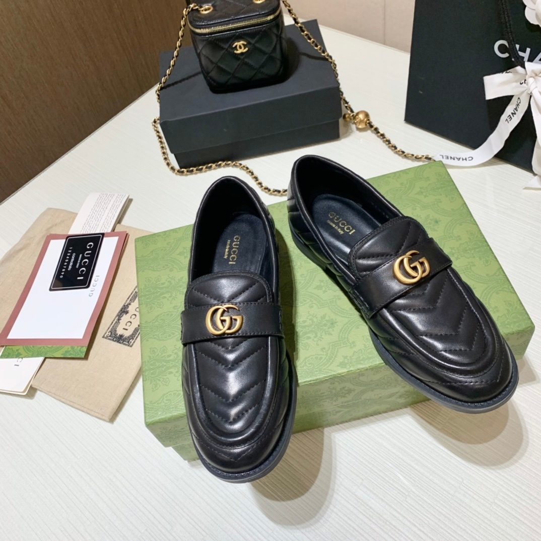 Gucci GG Marmont Quilted Leather Loafers