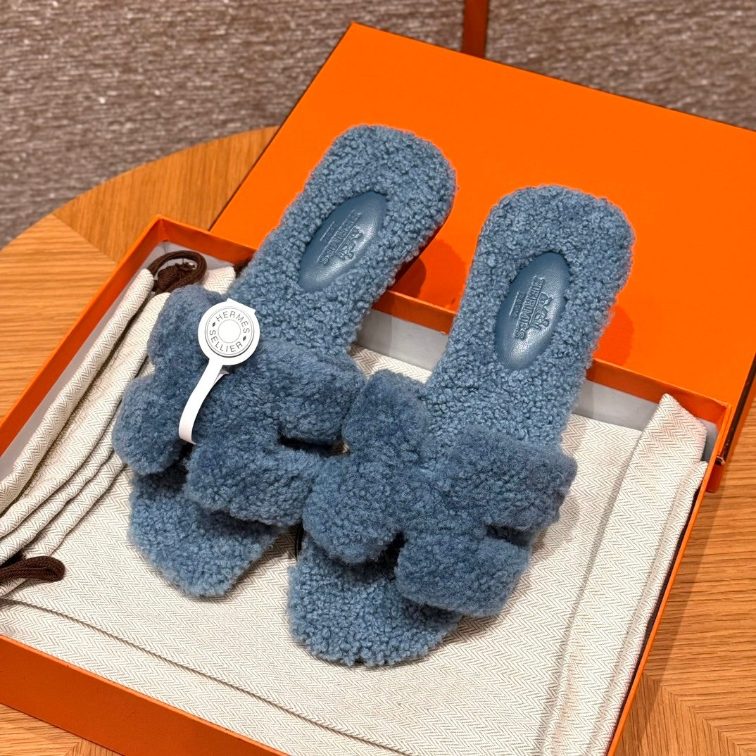 Hermès Boucle Cashmere Slippers Blue