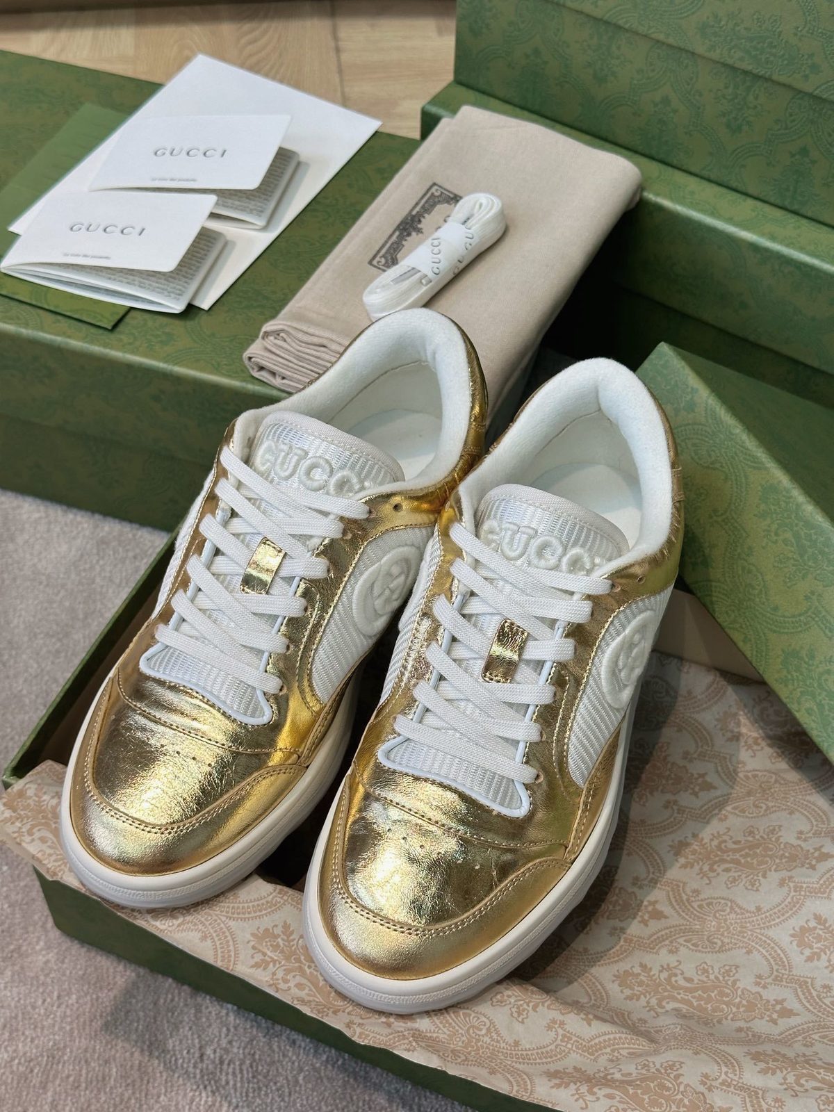 Gucci Metallic Gold Leather Low-Top Sneakers