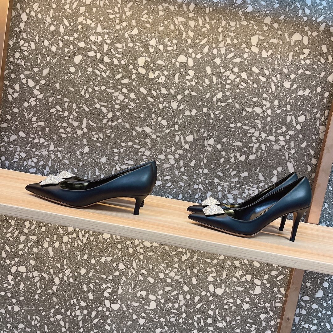 Valentino Black Patent Leather Pointed Pumps
