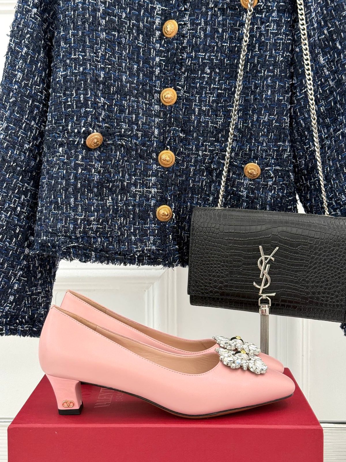 Valentino Garavani Crystal-Embellished Pink Ballet Flats