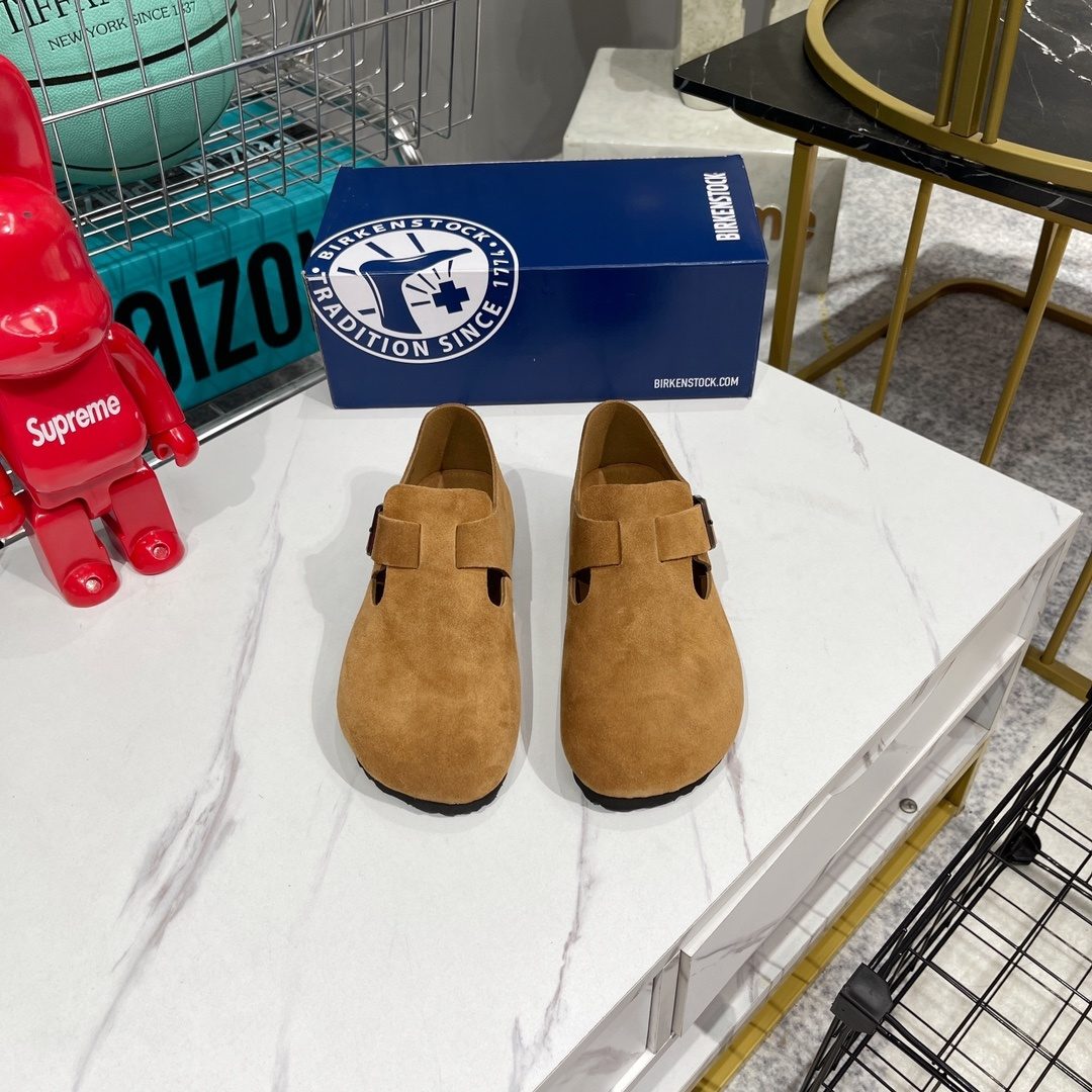 Birkenstock Suede Clog Mule Camel