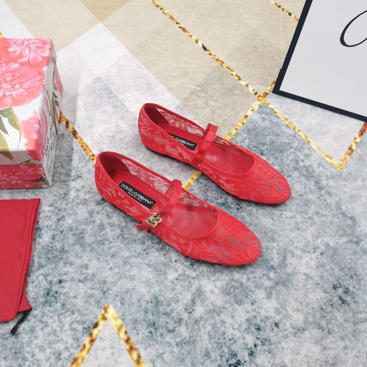 Dolce & Gabbana Red Lace Mary Jane Flats