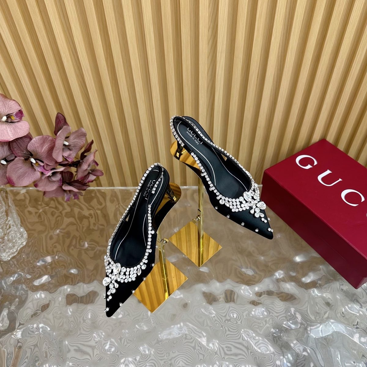 Gucci Crystal-Embellished Black Pointed Kitten Heel