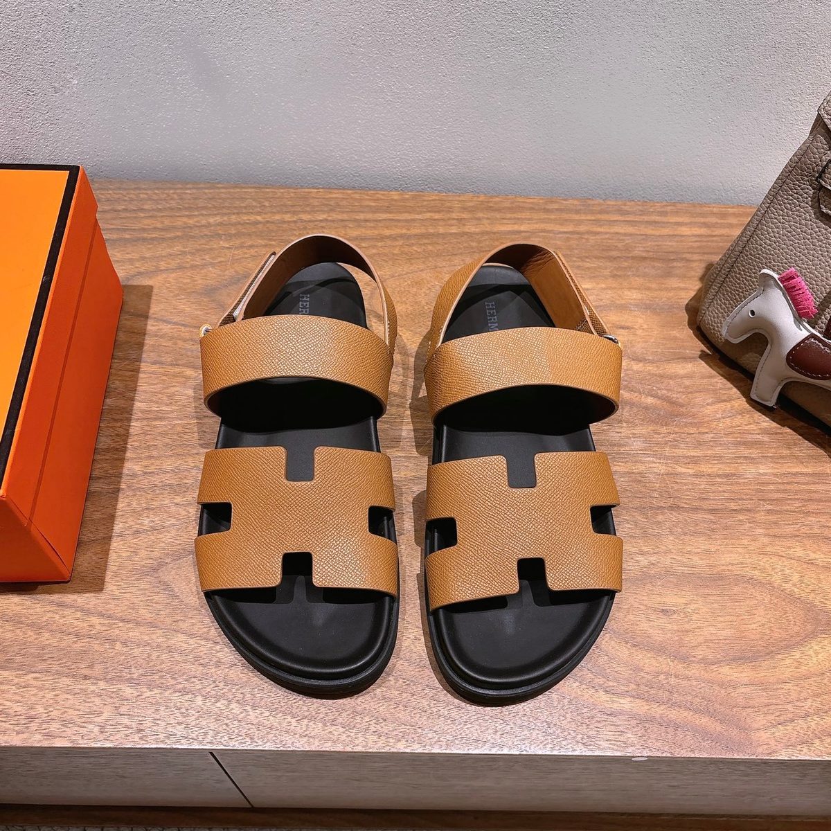 Hermès Chypre Leather Sandals