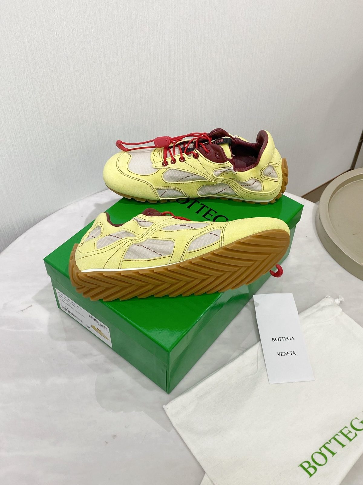 Bottega Veneta Leather Lace-Up Sneaker