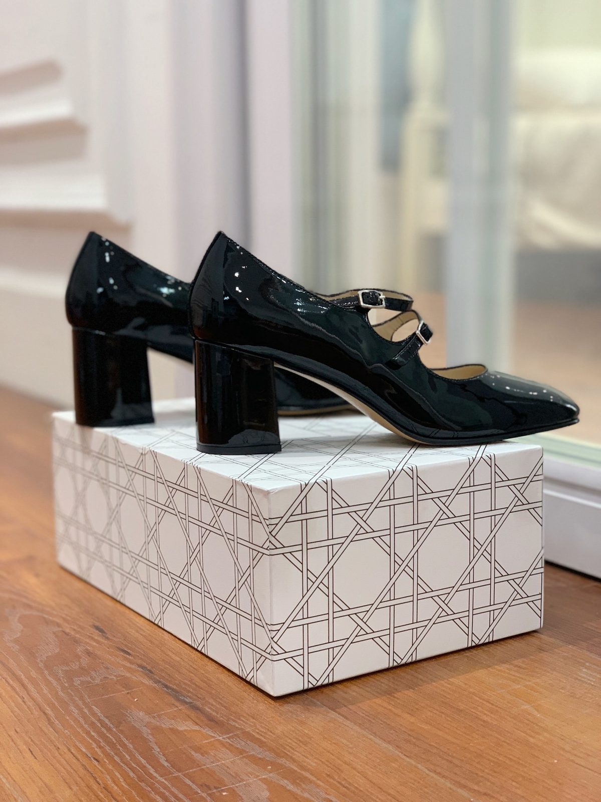 Black Patent Leather Mary Jane Block Heel Pumps