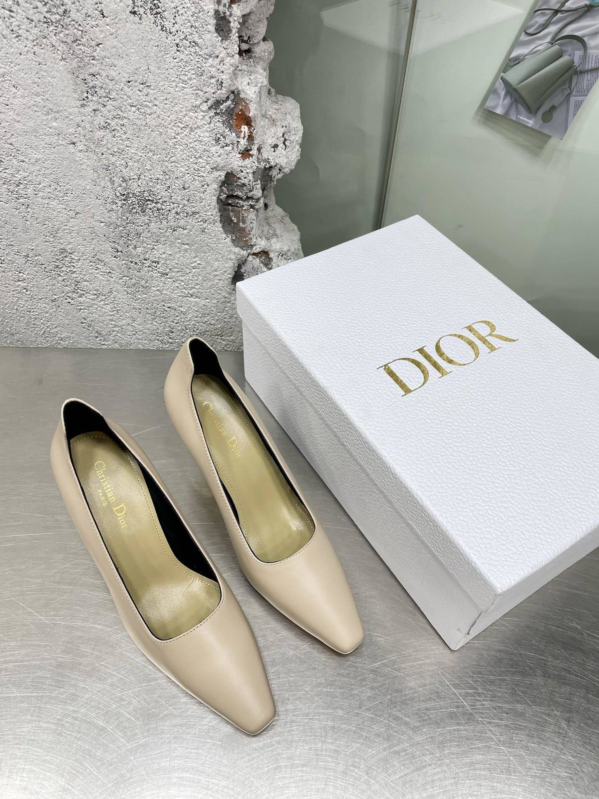 Dior Leather Pointed Toe Pump