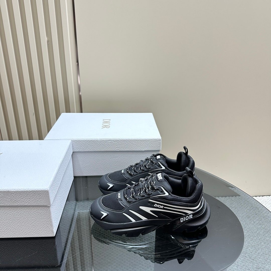 Dior B22 Black Leather Sneaker
