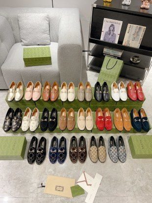 Gucci Bee and Star Embroidered Loafer