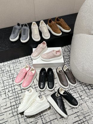 Alexander McQueen Court Suede Platform Sneakers