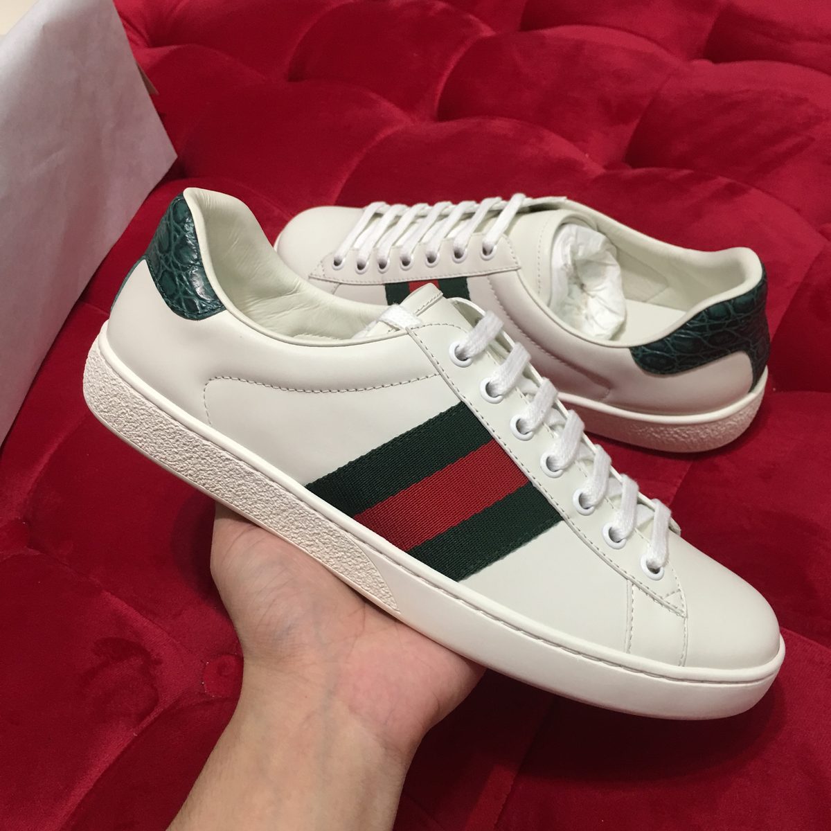 Gucci Ace Leather Low-Top Sneaker