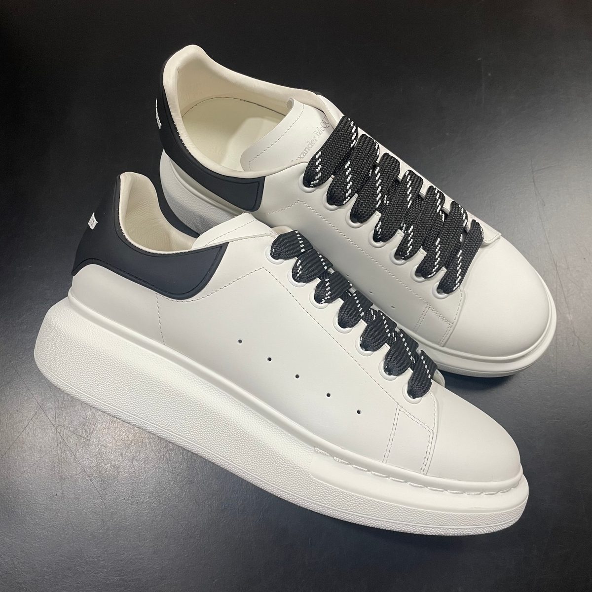Alexander McQueen Oversized Sneaker White Black