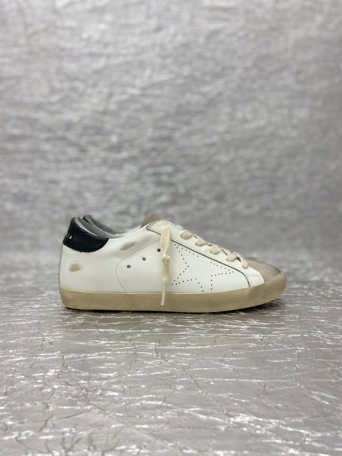 Golden Goose Superstar White Leather Black Heel Tab