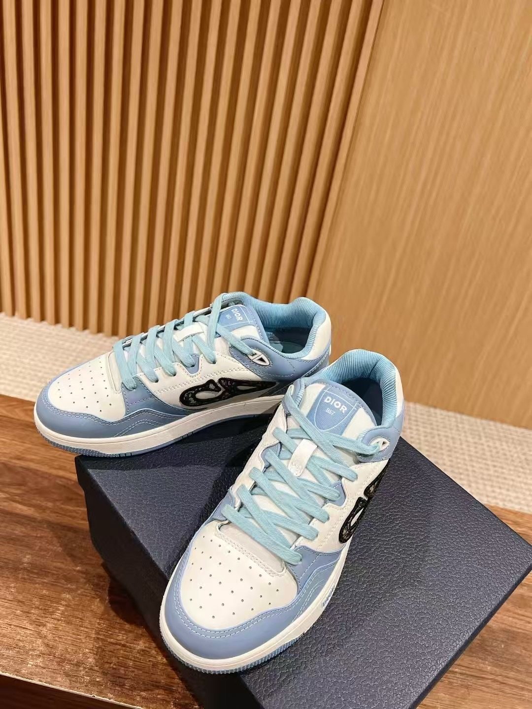Dior B101 Light Blue White