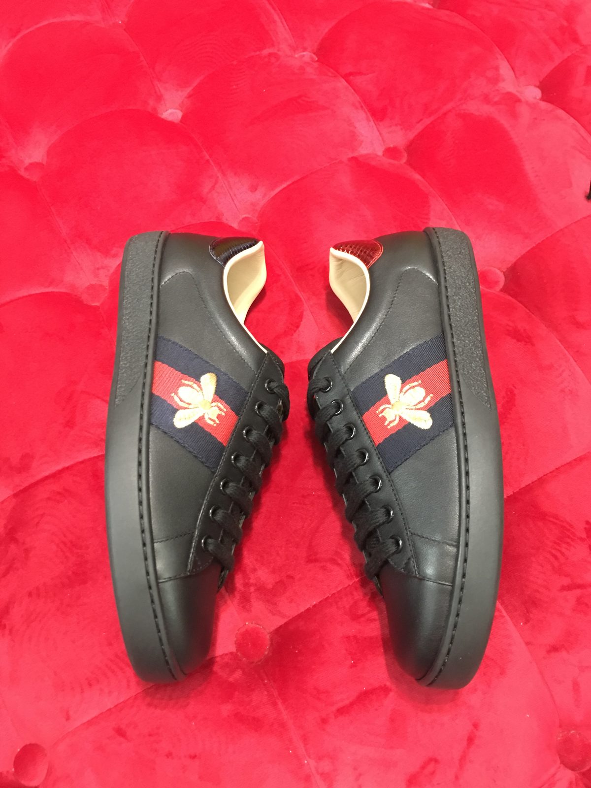 Gucci Ace Bee Embroidered Low-Top Sneaker