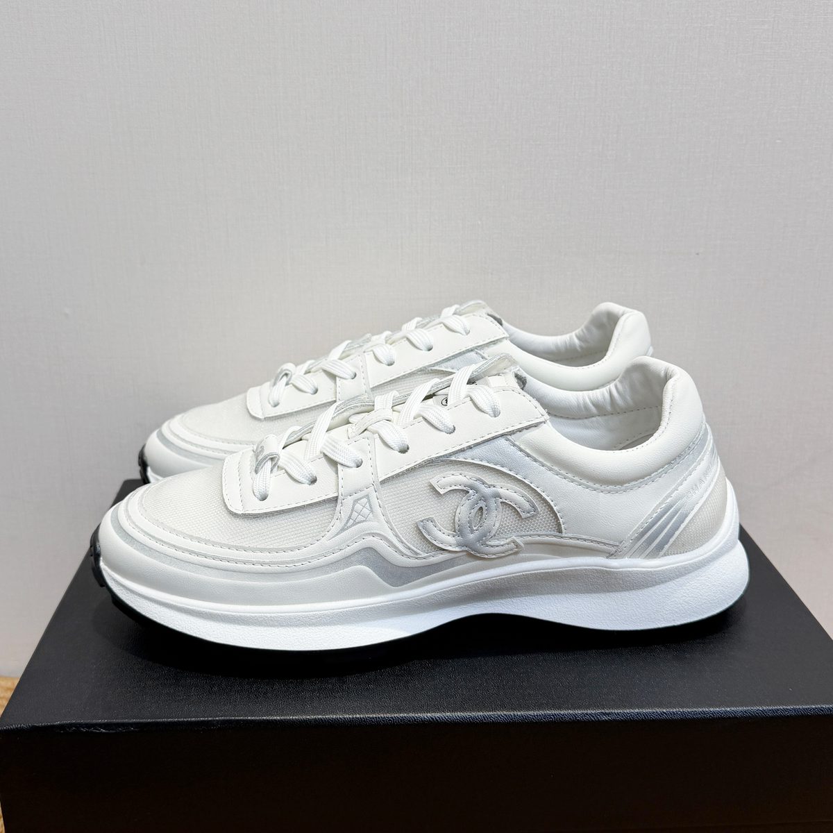 Chanel CC Logo White Leather Sneakers